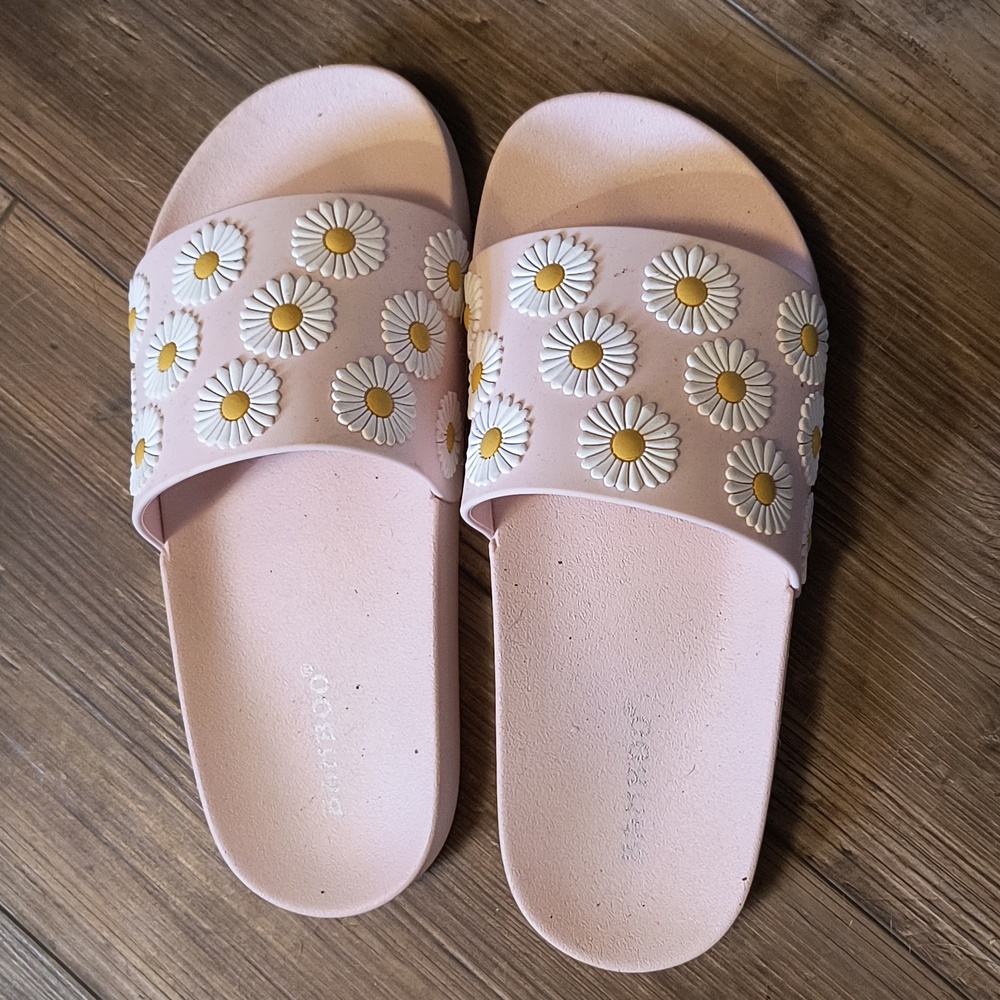 Daisy Slides